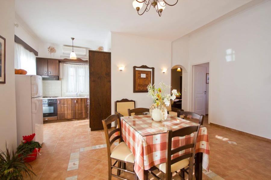 Apartments With View Adamantas  Екстериор снимка